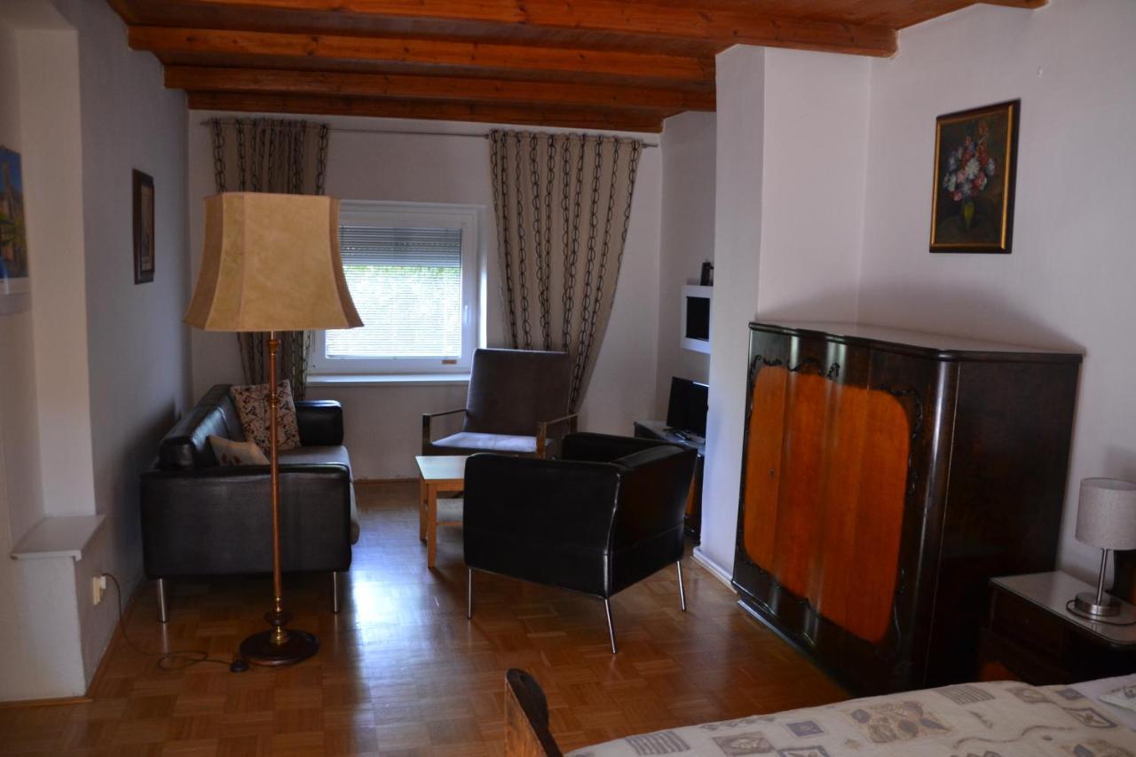 Pension U Akatu Prague Exterior photo